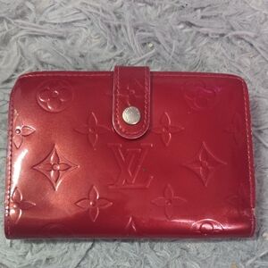 Louis Vuitton Monogram Vernis with Kiss lock Red Patent Small Wallet USED